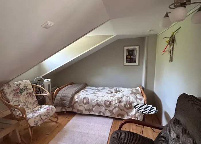 The Atmosphere Of In 別荘 *